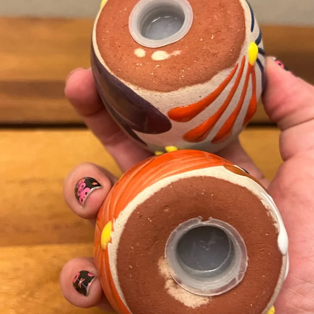 Vintage Hand-Painted Ceramic Salt & Pepper Shakers Boho Floral Design – 3” Tall - Picture 4 of 6